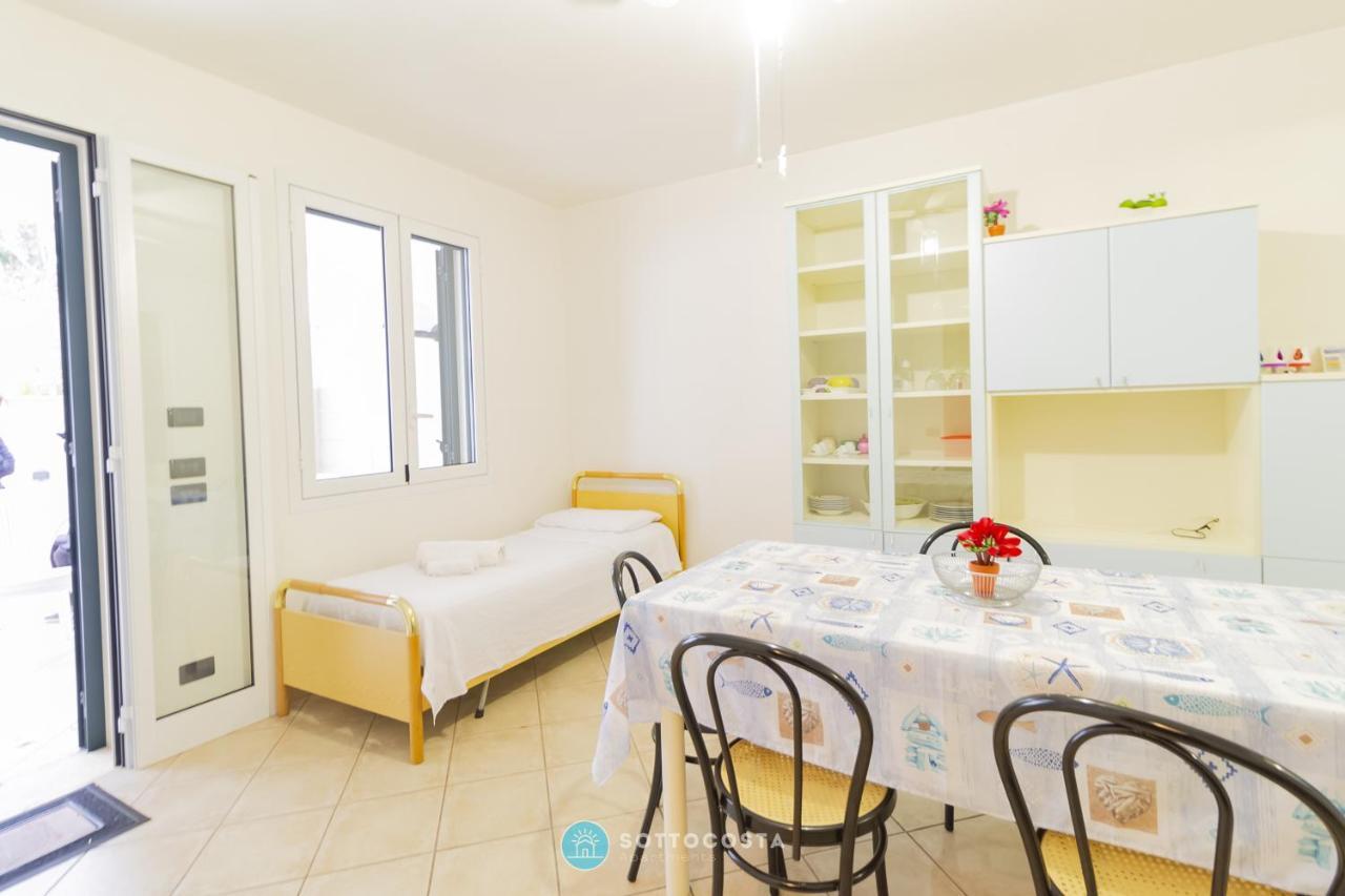 Atena Flat - Torre Dell'Orso Bagian luar foto